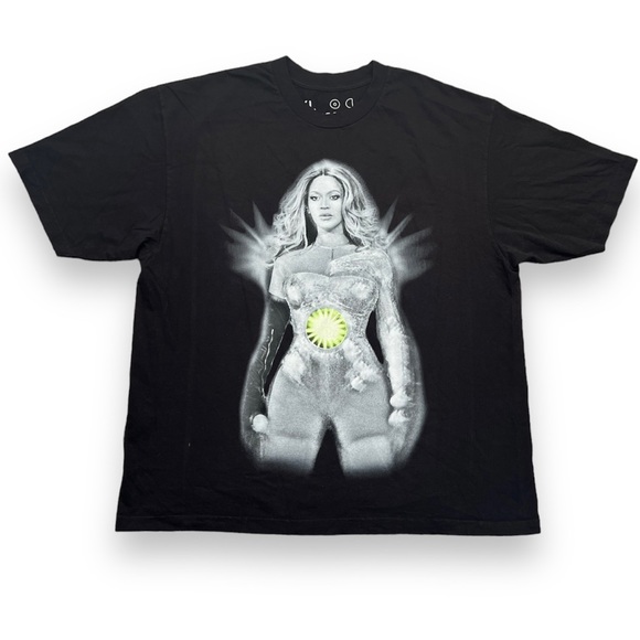 Beyonce Tops - Beyoncé Renaissance World Tour 2023 Toronto T-shirt XL
